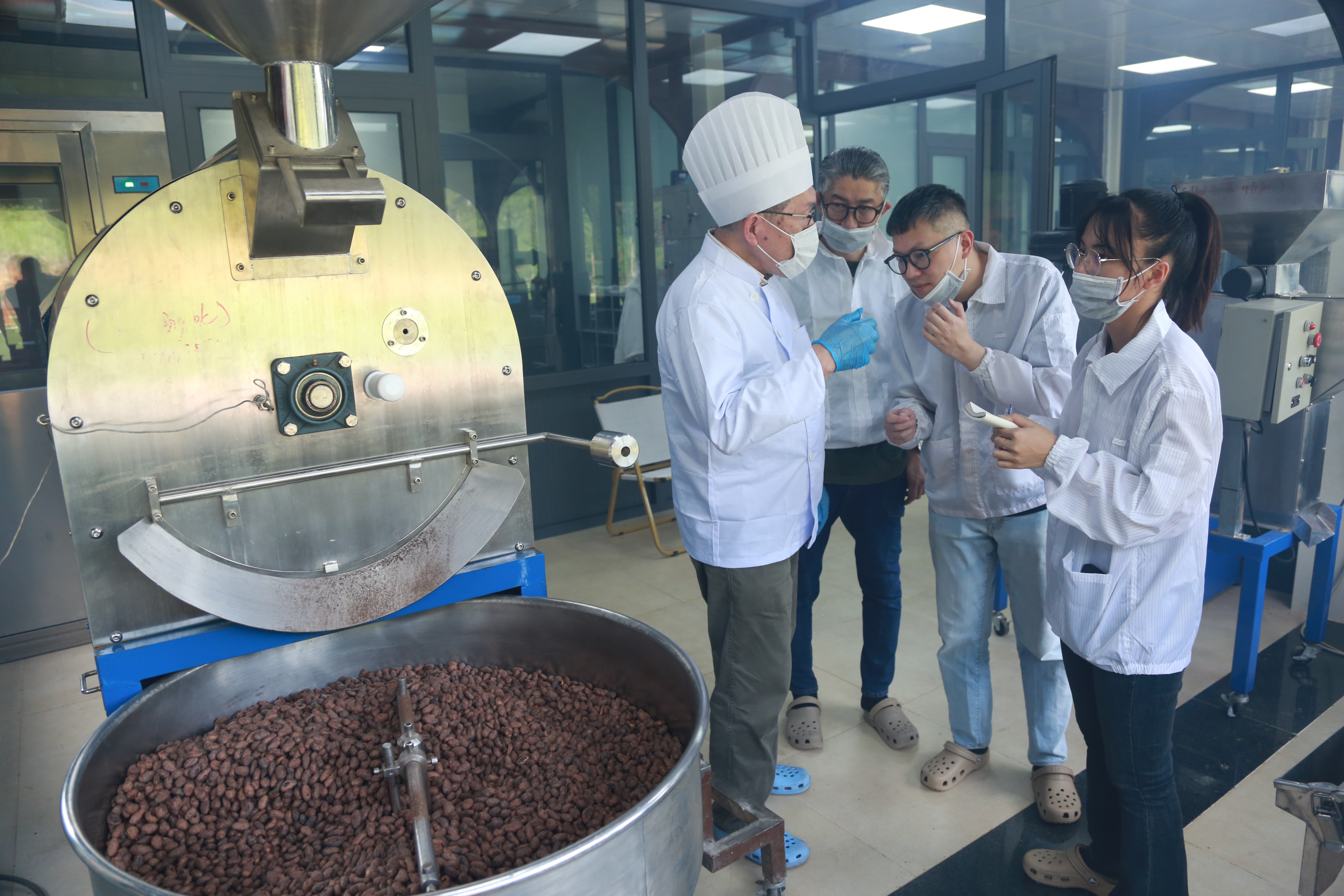 BALAVA chocolate processing, Da Lat Vietnam