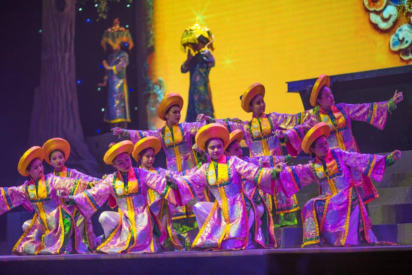 Show Charming Đà Nẵng
