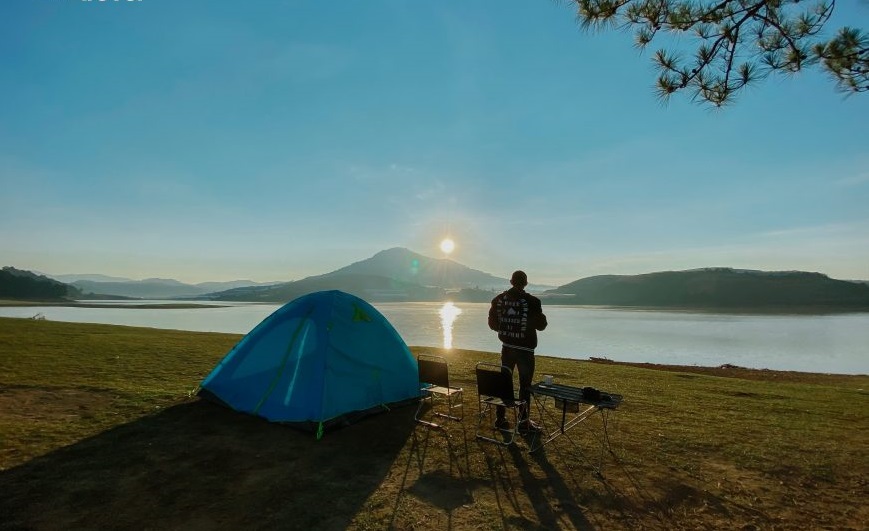 [Tgroup + Dala Travel] Tour cắm trại tại Cây thông cô đơn