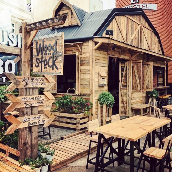 Woodstock Coffee - 1 địa điểm du lịch không thể bỏ qua khi đến Đà Lạt