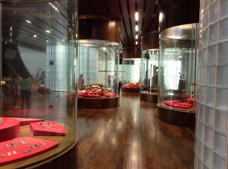 Bảo tàng - Thư viện Quảng Ninh