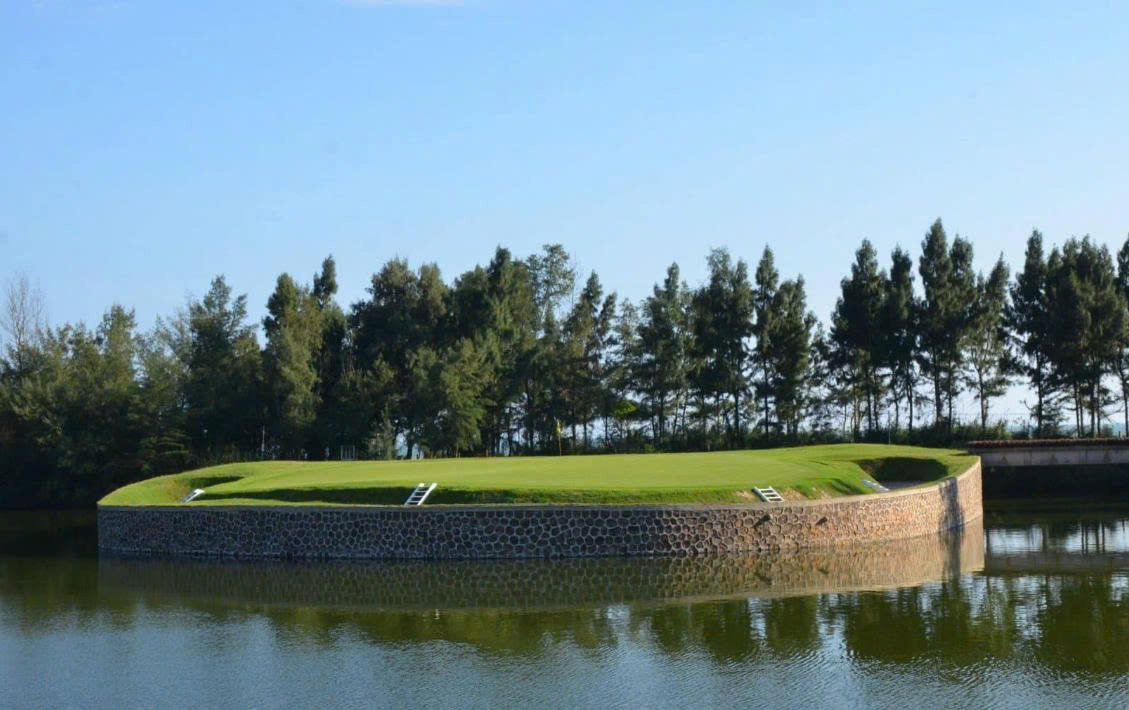 Sân Golf Quốc tế Móng Cái