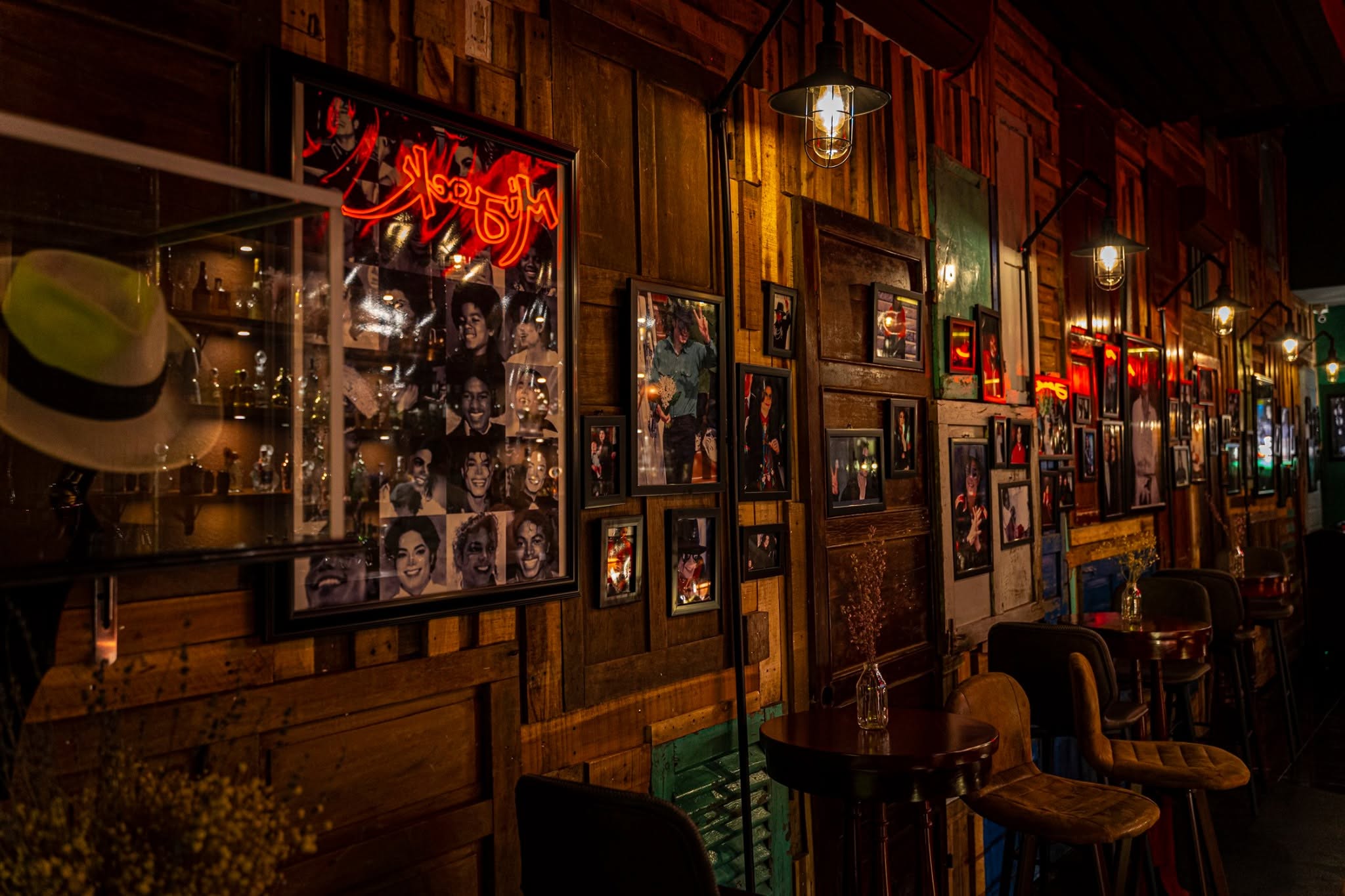 MiJack Bar Nha Trang