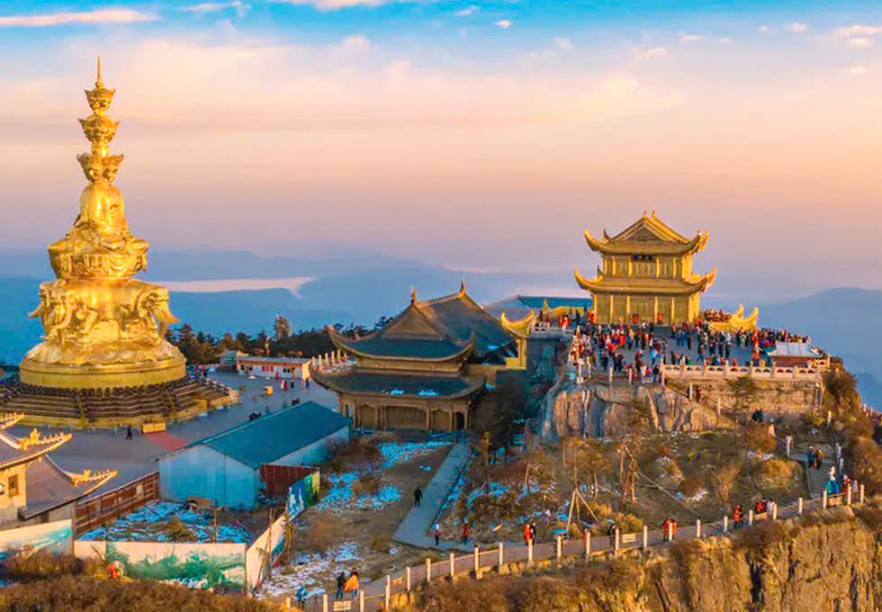 Tour Trung Quốc: Thành Đô – Cửu Trại Câu – Gấu Trúc – Nga Mi Sơn 7N6Đ 2026 (Sun PhuQuoc Airways)