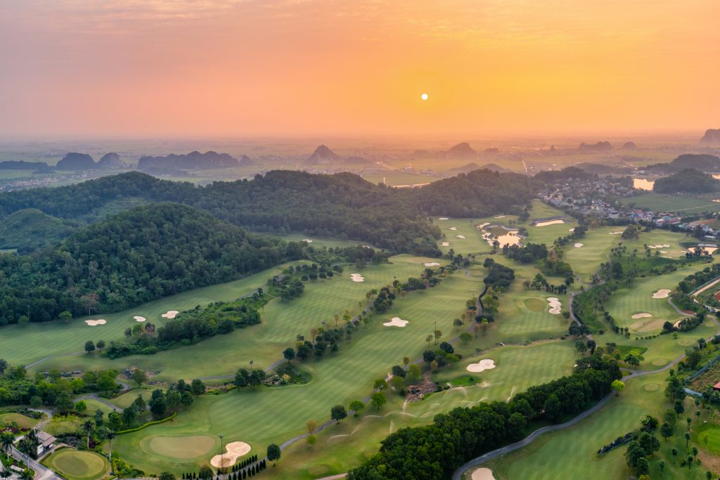 Sân Golf Hoàng Gia (Royal Golf Club)