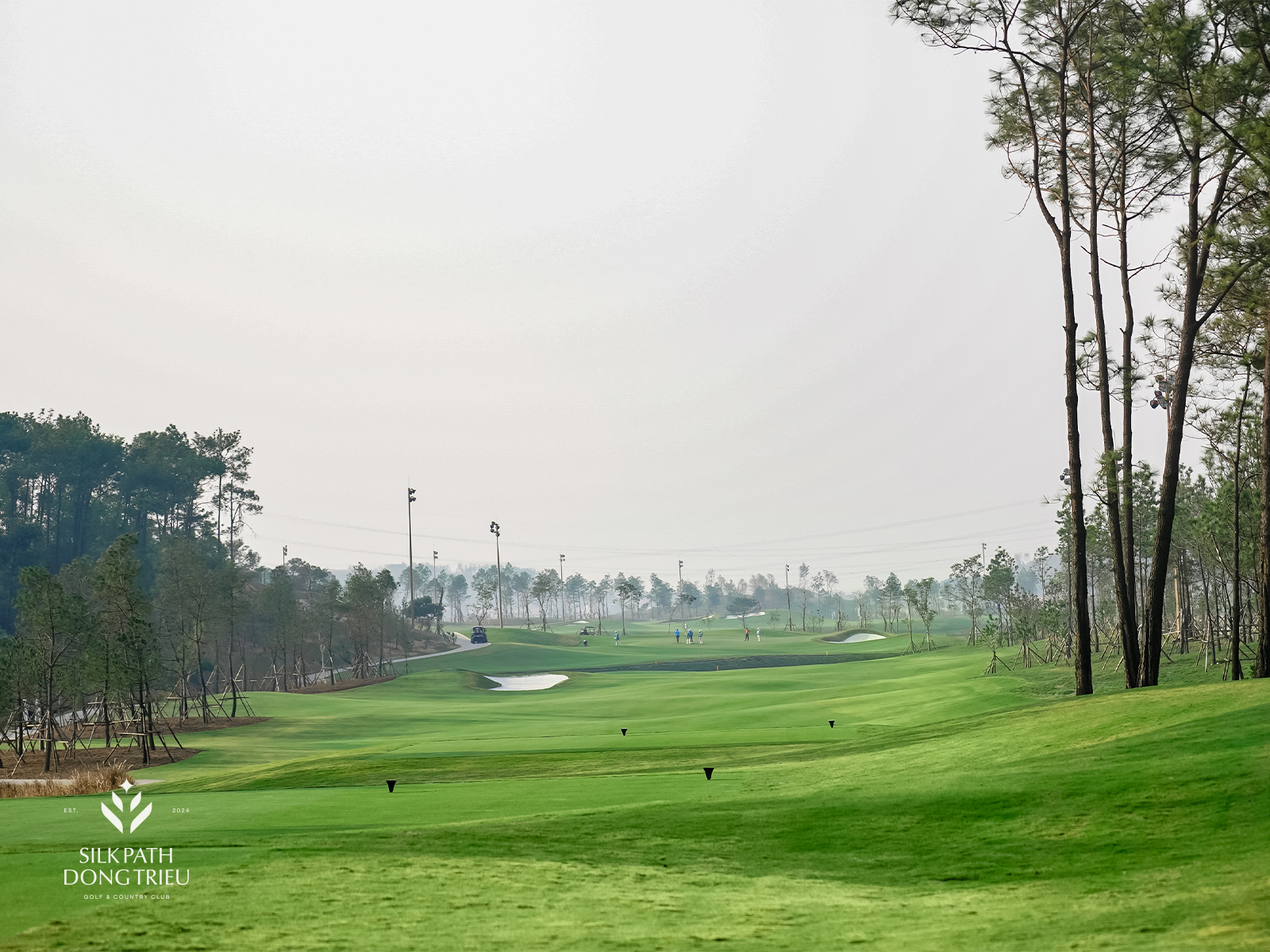 Sân golf Silk Path Đông Triều