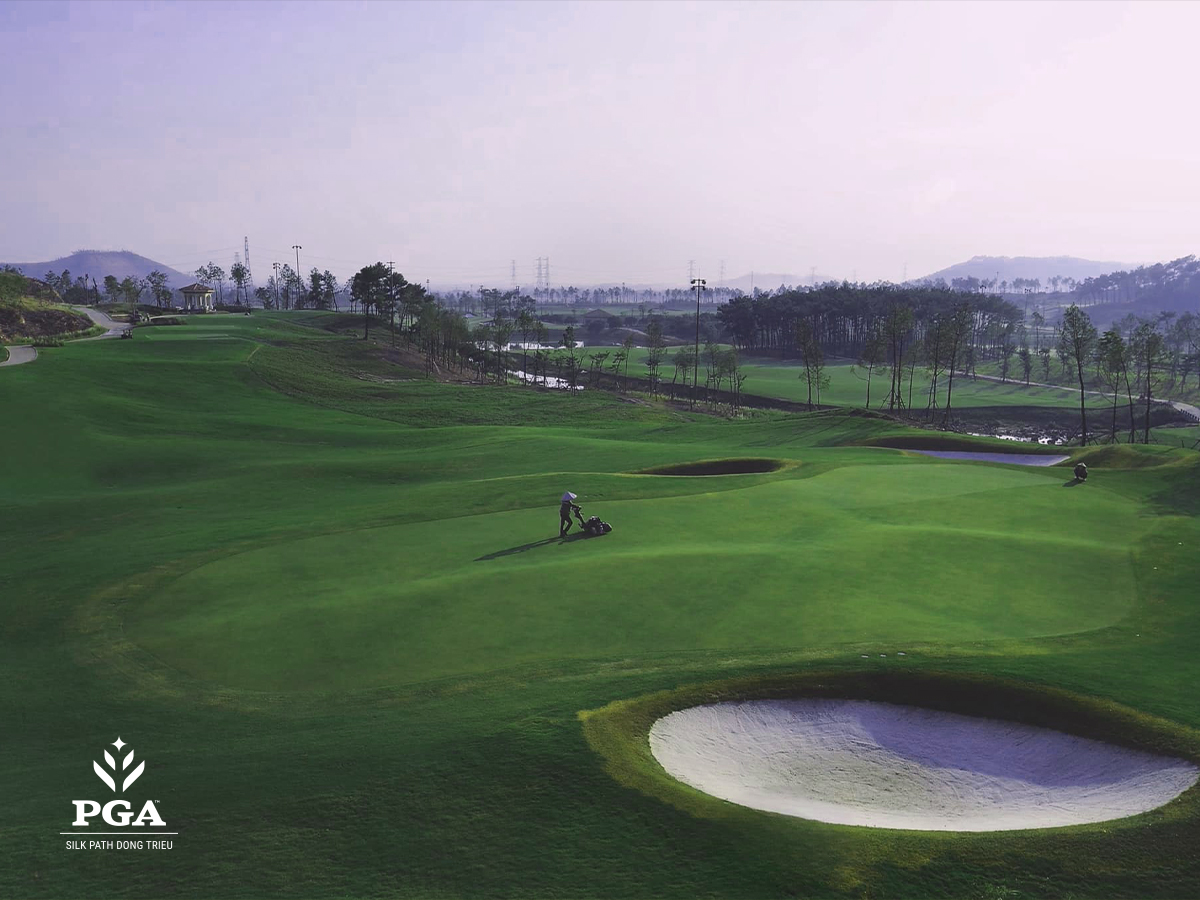 Sân golf Silk Path Đông Triều