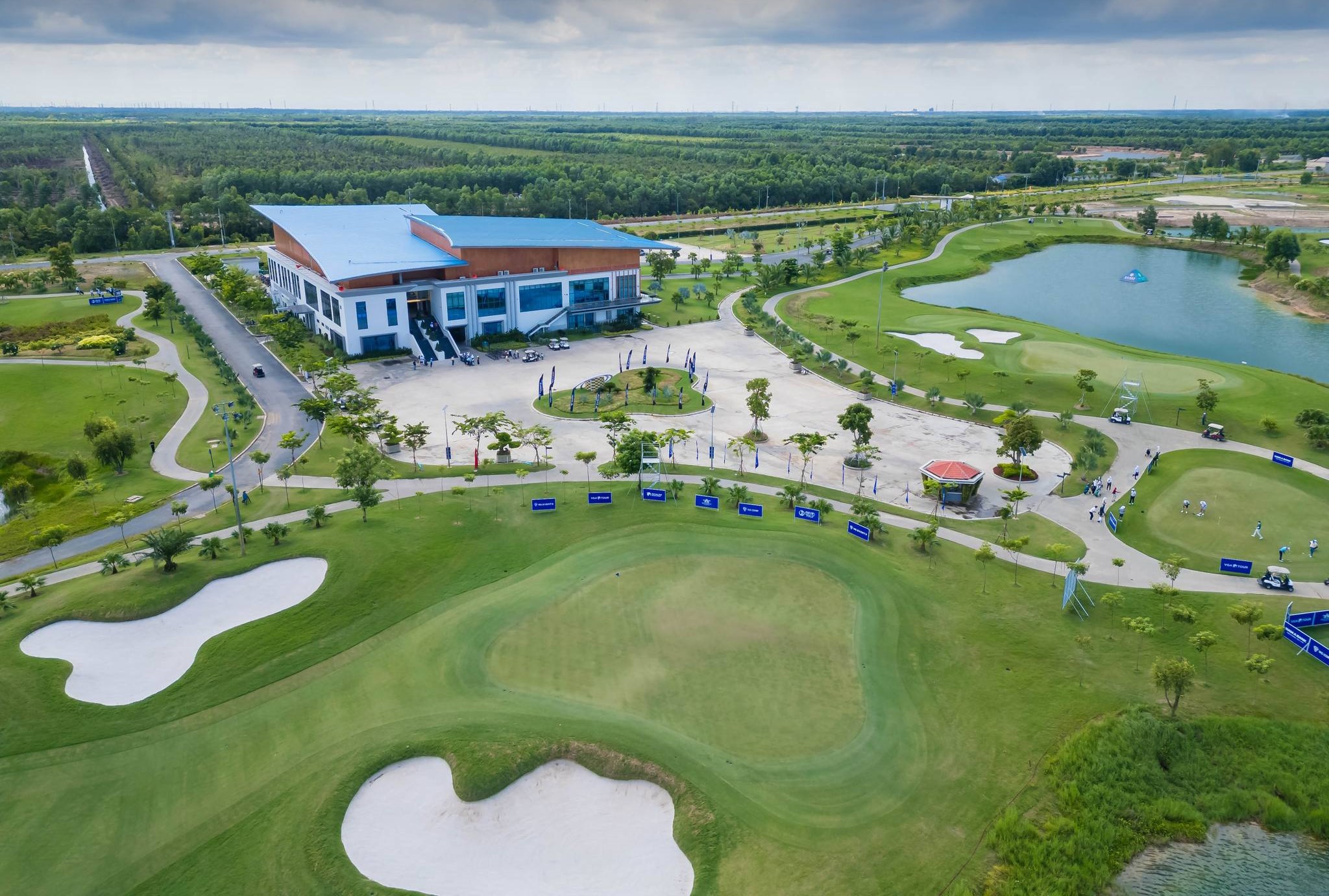 Sân Royal Long An Golf & Villas