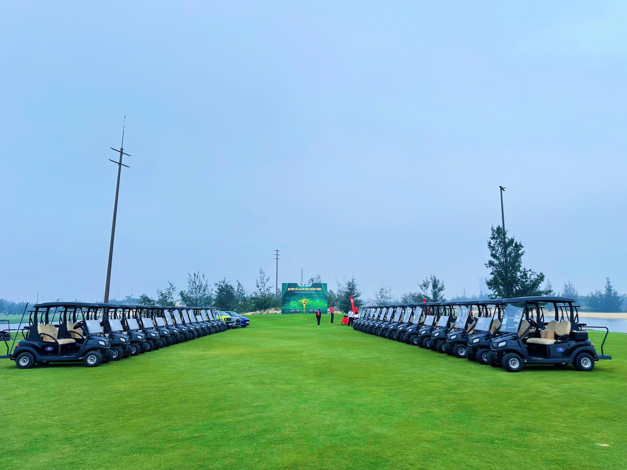 Sân golf Blue Diamond Golf Links