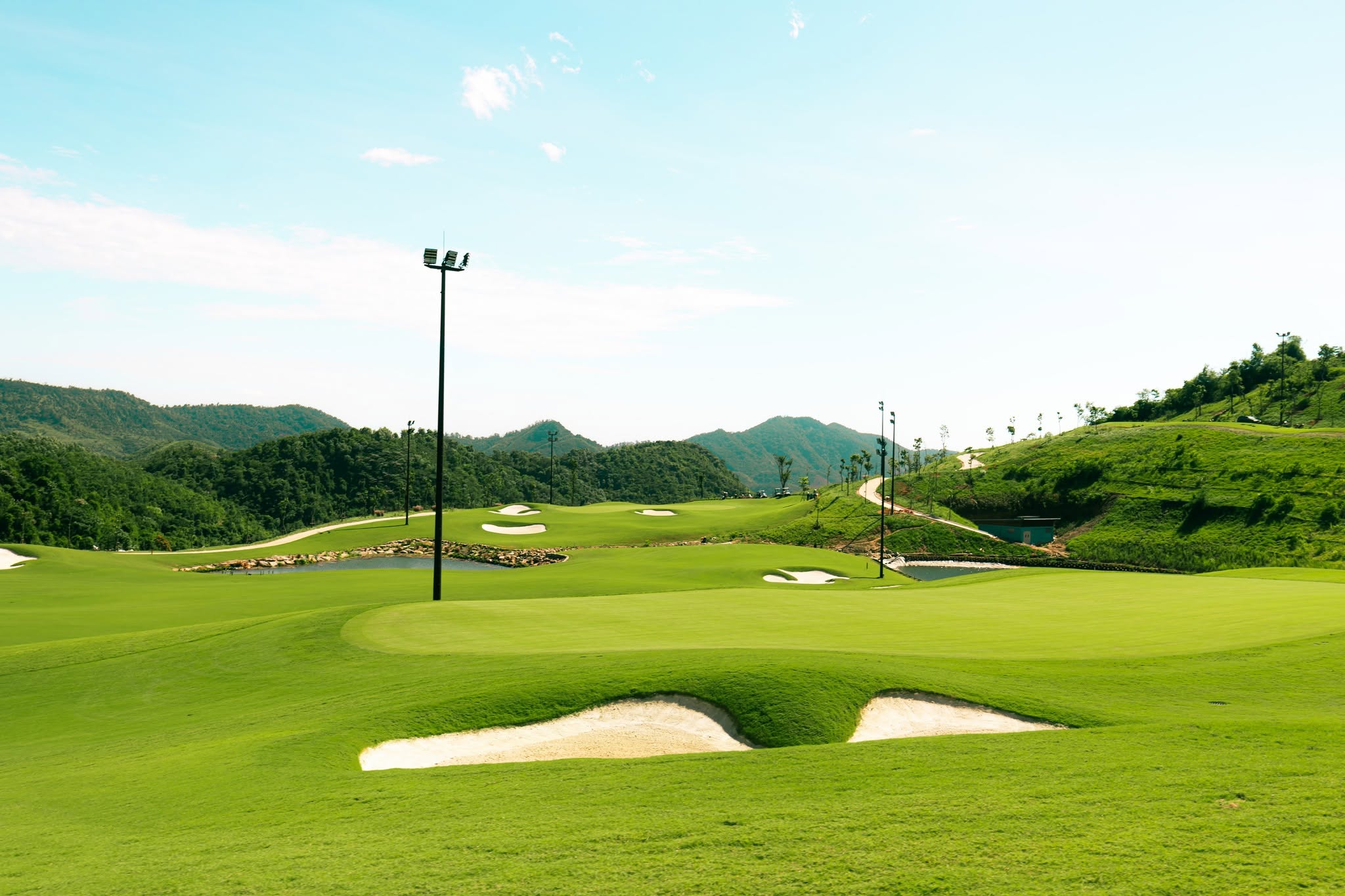 Sân Golf Montana