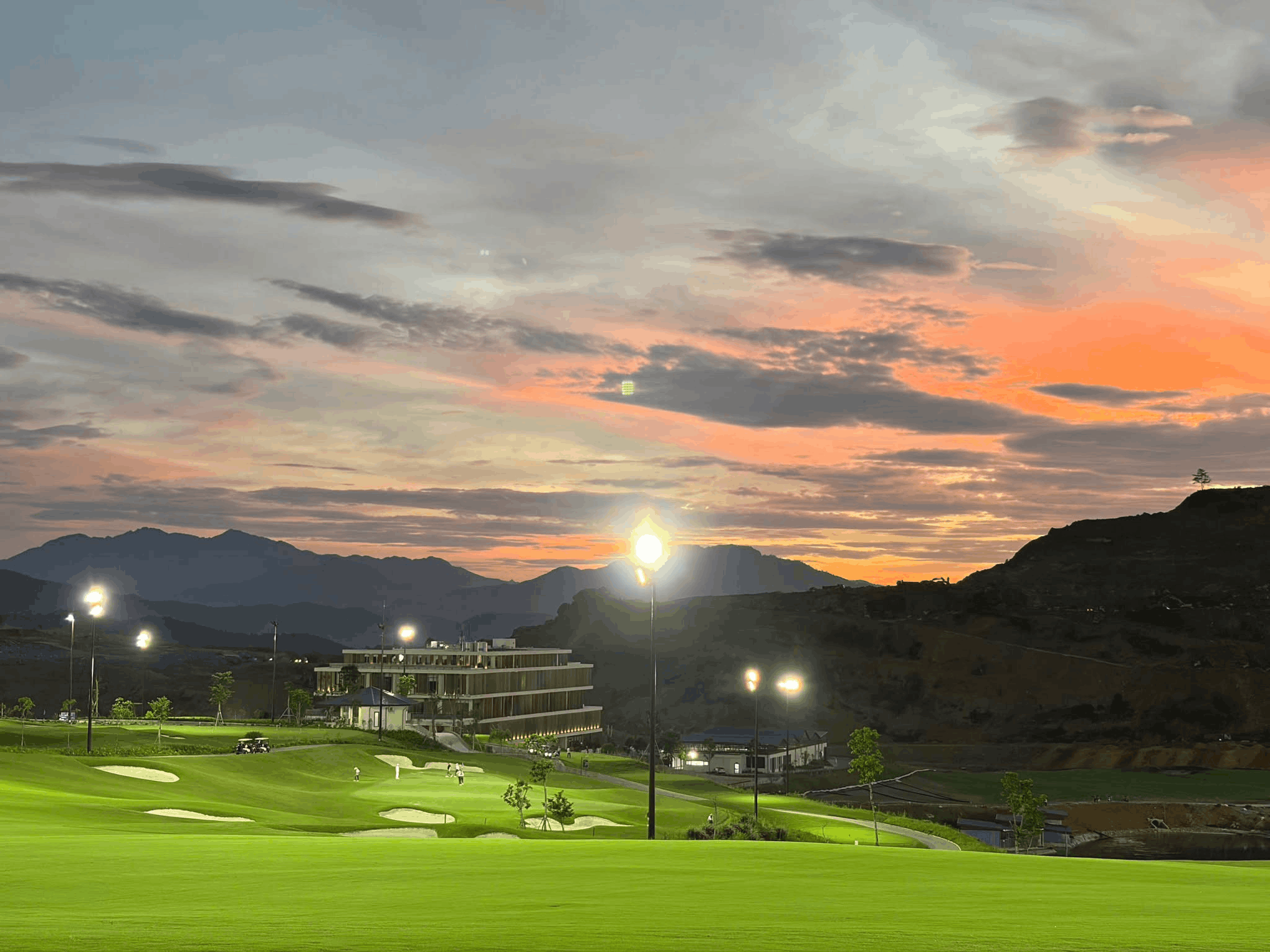 Sân Golf Montana