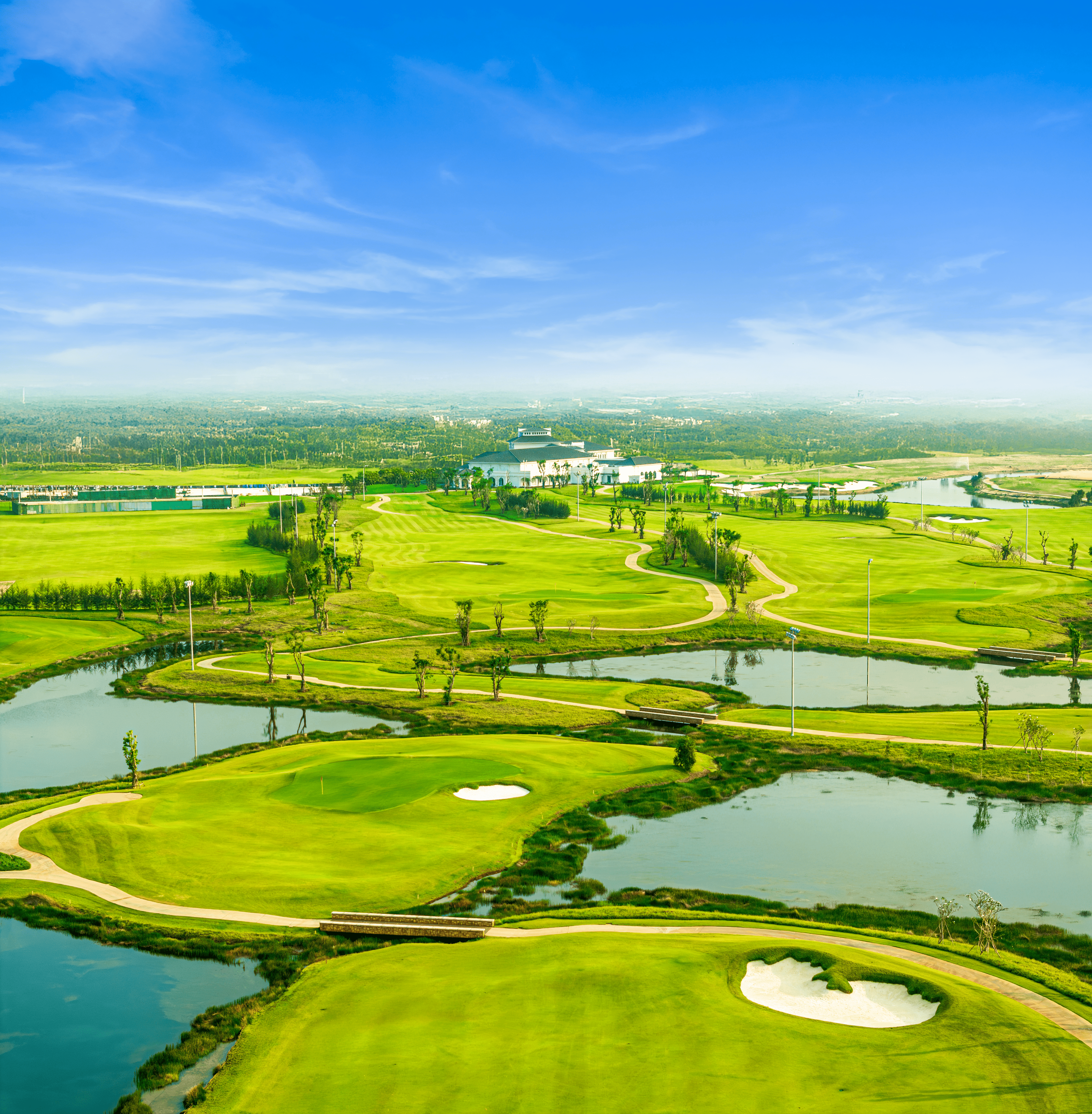 Sân golf Vinpearl Golf Léman Củ Chi