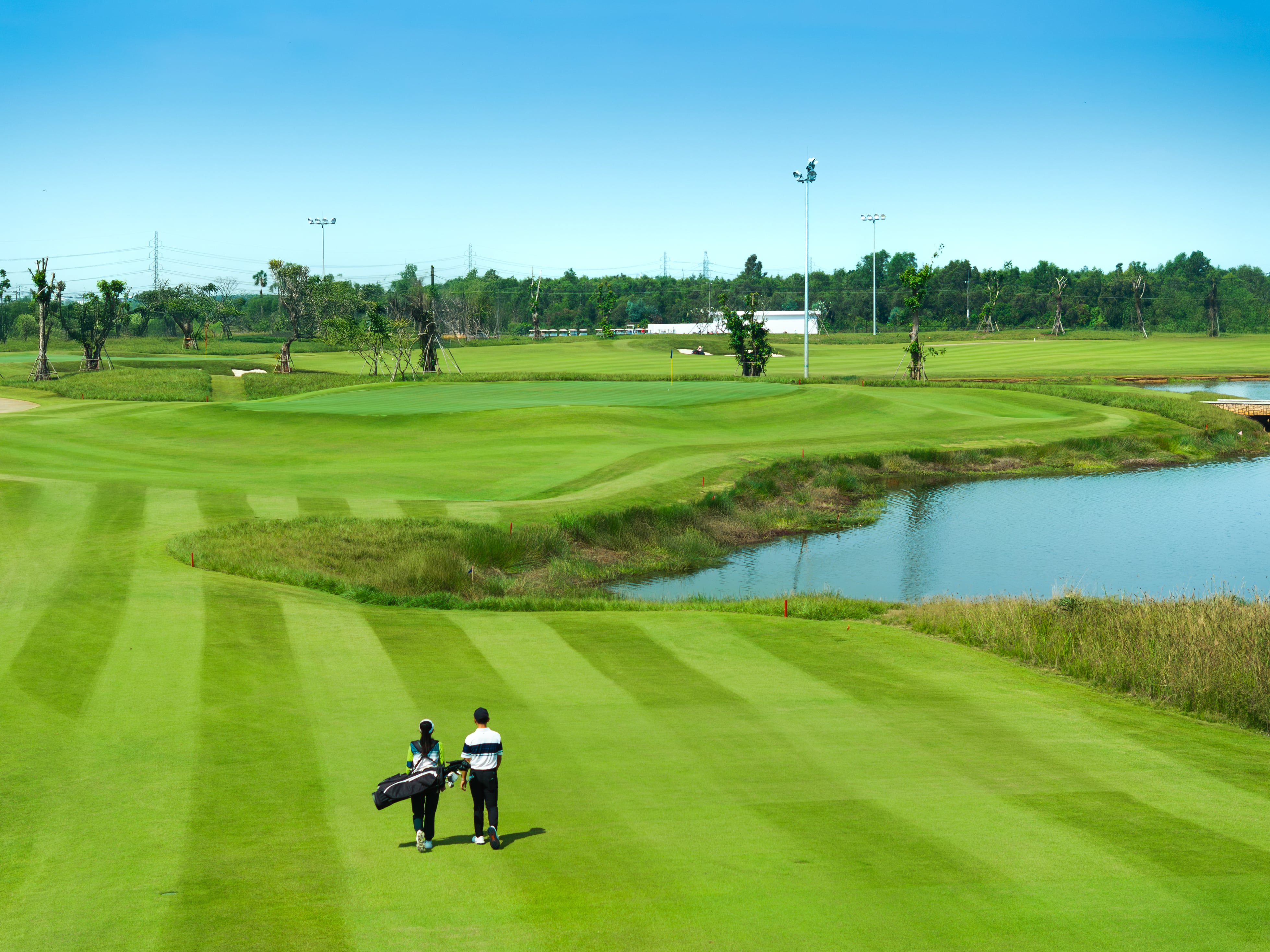 Sân golf Vinpearl Golf Léman Củ Chi
