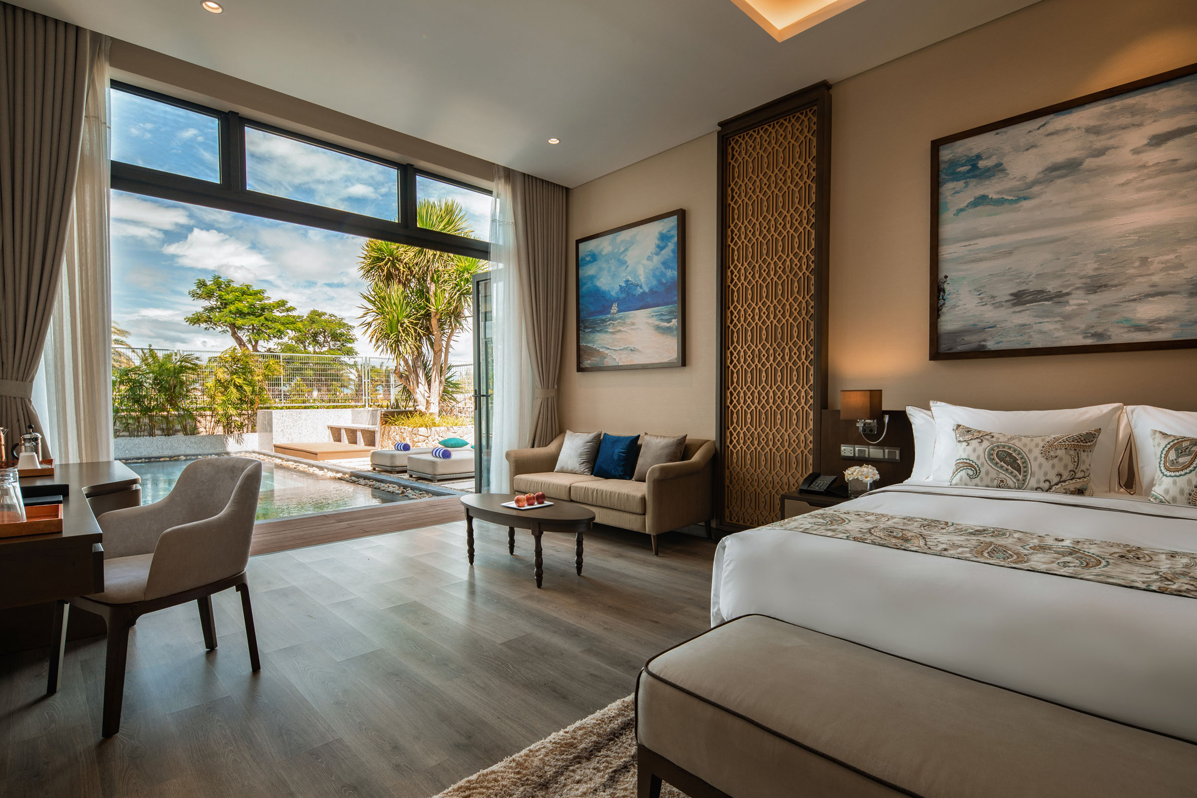 Wyndham Grand KN Paradise Cam Ranh