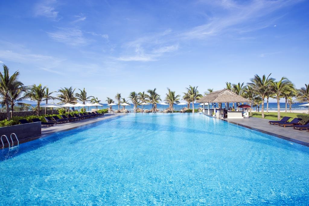 Meliá Đà Nẵng Beach Resort