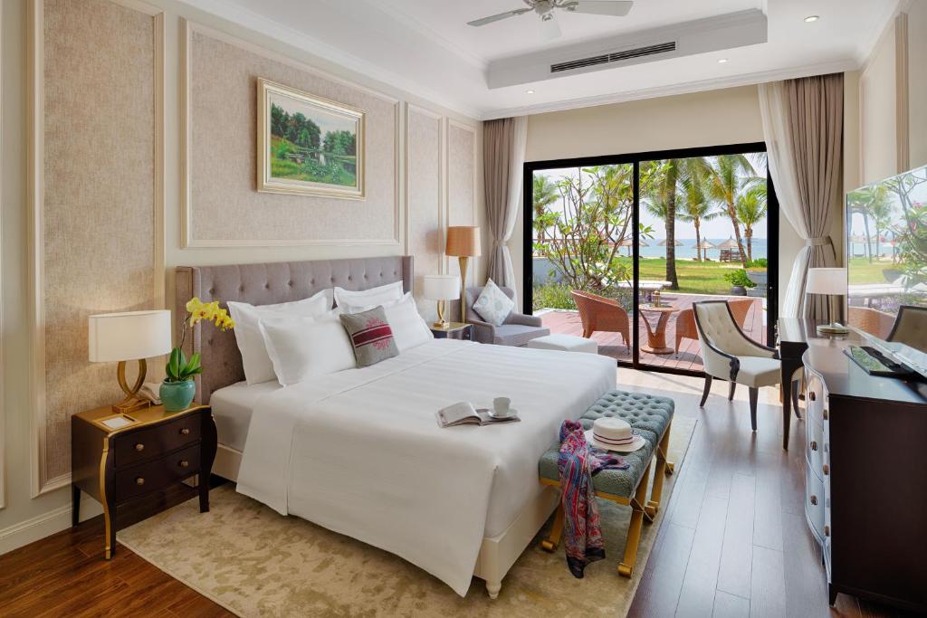 3-Bedroom Villa Ocean View (FX)