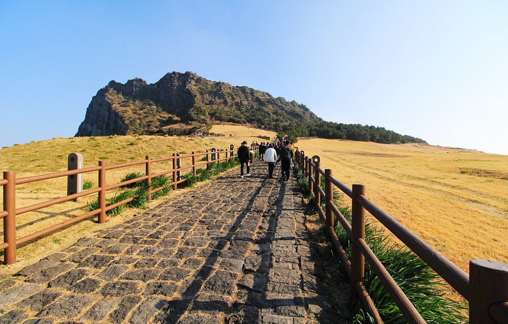 Đỉnh núi Seongsan Ilchulbong, Jeju