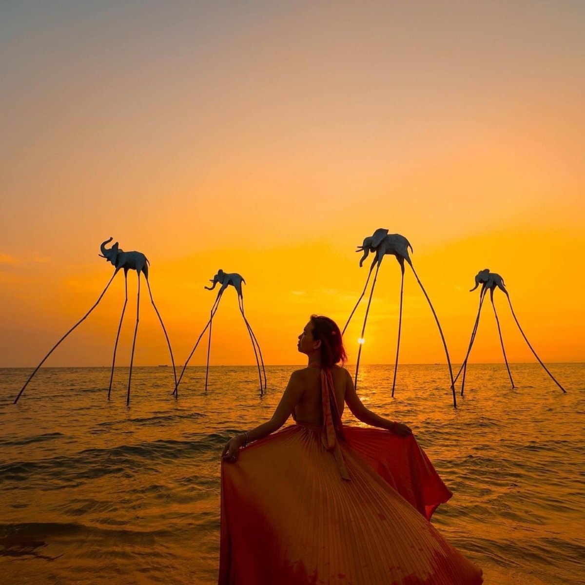 Sunset Sanato Beach Club – bãi biển ngắm hoàng hôn Bãi Trường, Phú Quốc