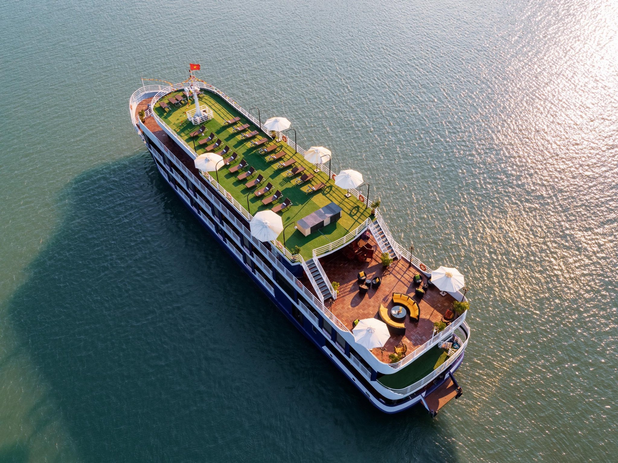 Ha Long Bay cruise