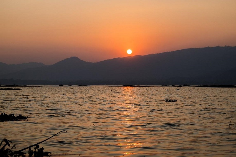 MỘT THOÁNG INLE – Myanmar  MỘT THOÁNG INLE – Myanmar